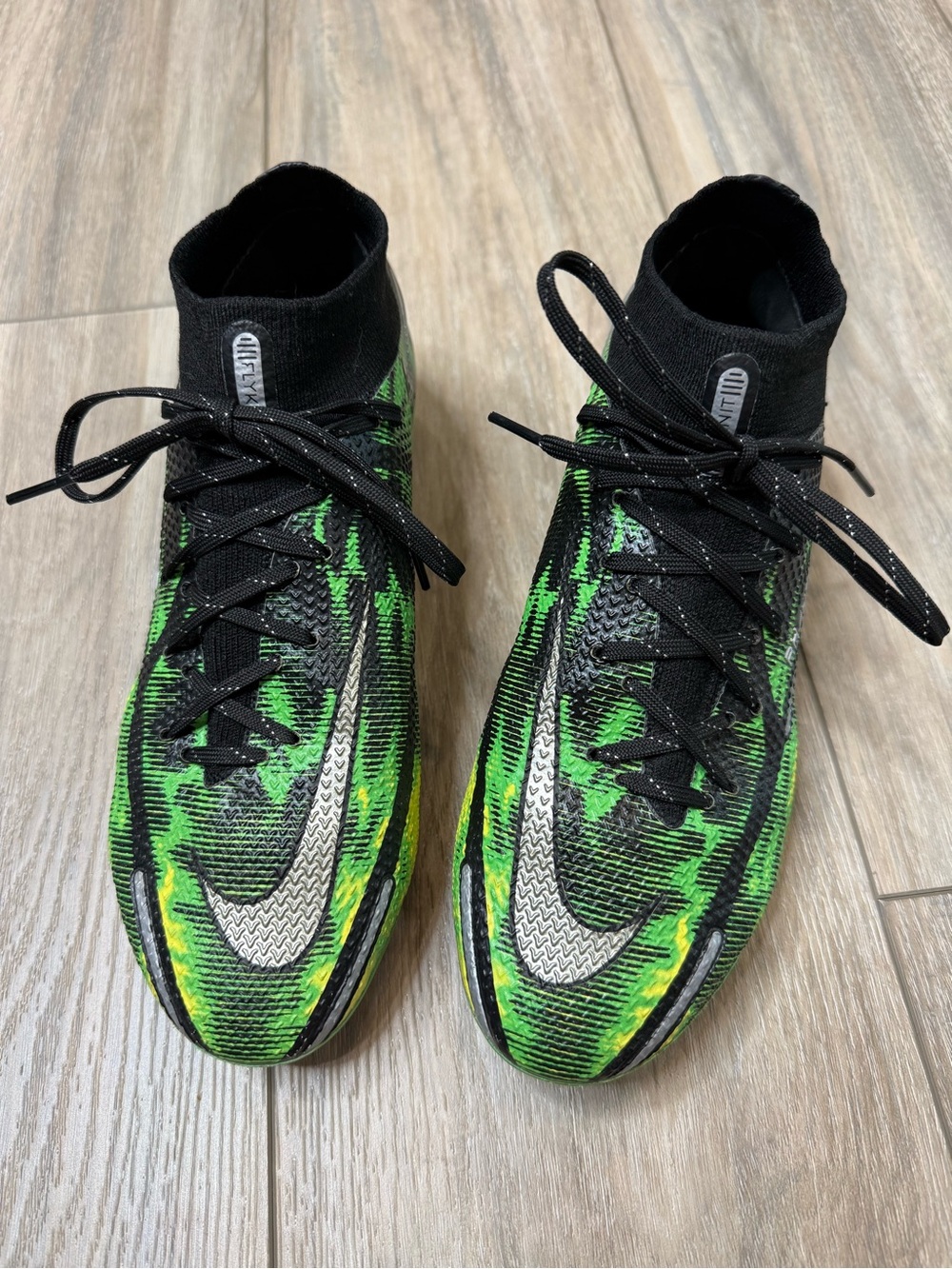 Nike Kids Phantom Green/Black Soccer Cleats